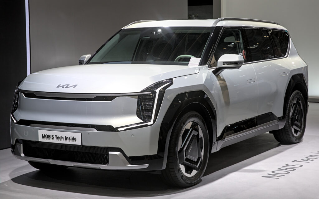 मचाएंगी धूम Upcoming budget friendly electric (EV) suv cars in india 2024